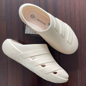 Adidas adicane clog